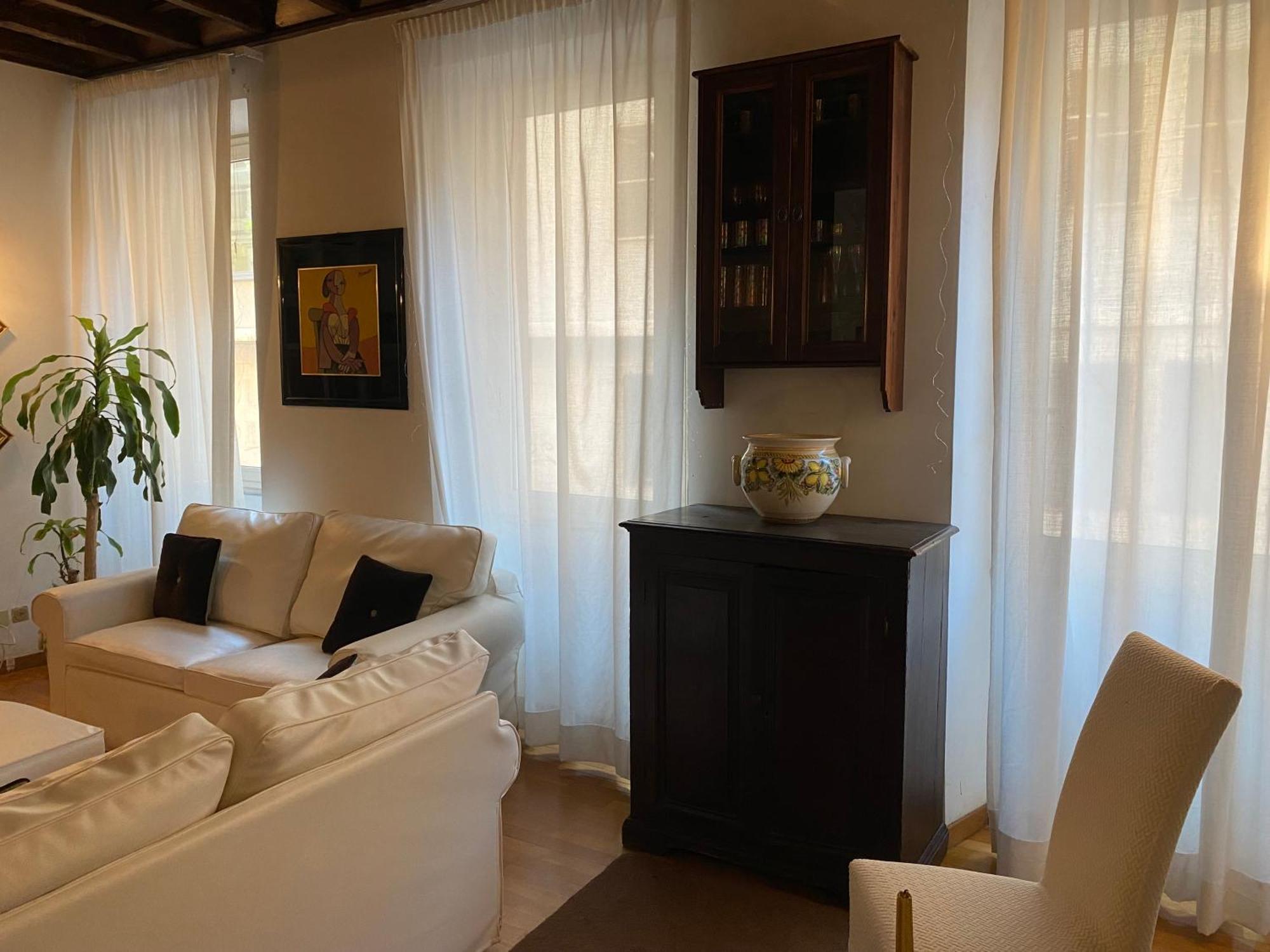 Sweetsuite Apartment Rom